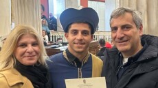 Διαπρέπει και εκτός γηπέδων ο Παντελίδης: Πήρε πτυχίο στη Διοίκηση Λιμένων και Ναυτιλίας του ΕΚΠΑ