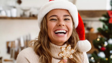 Τι να φάτε στις γιορτές για να μη σας ανέβει το σάκχαρο – 3 ειδικοί συμβουλεύουν τα άτομα με διαβήτη
