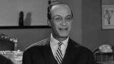 Φίνος Φιλμ: Το βίντεο με ευχές για «καλά Χριστούγεννα»