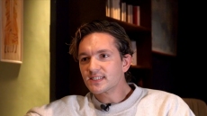 Μιχαήλ Ταμπακάκης για τον χώρο του θεάτρου: Δεν ένιωσα ποτέ ότι κάποιος ήθελε να με βάλει κάτω, να μου δείξει και να μου επιβάλει πράγματα