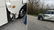 ΚΤΕΛ συγκρούστηκε με IX στο Μουζάκι Καρδίτσας, δείτε φωτογραφίες