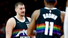 NBA: Αδιανόητη παράσταση του Γιόκιτς με 56 πόντους, 16 ριμπάουντ και 15 ασίστ στη νίκη των Νάγκετς με 142-138 κόντρα στους Τίμπεργουλβς