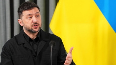 Σε δημοψήφισμα θέλει να βάλει το ειρηνευτικό σχέδιο Τραμπ, ο Ζελένσκι: Καλεί τη Ρωσία να συμφωνήσει σε 60ήμερη εκεχειρία, για να στηθούν κάλπες