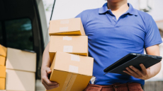 Το 85% των Ελλήνων ψωνίζει από ασιατικές πλατφόρμες: Αψηφούν τους κινδύνους, προτιμούν ρούχα, παπούτσια, ηλεκτρονικά και είδη για το σπίτι