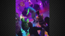 Νέα Υόρκη: Μπουζούκια αλά ελληνικά: Πώς «πετάνε» τα δολάρια οι ομογενείς