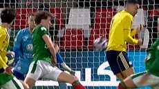 Σκόραρε με την πλάτη ο Ρονάλντο και έφτασε τα 957 γκολ, δείτε βίντεο 