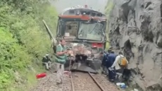 Βίντεο: Τουλάχιστον 15 τουρίστες τραυματίες σε σύγκρουση δυο συρμών στο Περού, αναφορές και για νεκρό