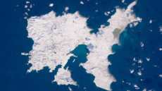 Η Λήμνος θυμίζει Αρκτικό Κύκλο: Εντυπωσιακή δορυφορική εικόνα δείχνει το νησί 100% καλυμμένο με χιόνι