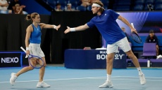 United Cup: Νίκη και στο διπλό για Τσιτσιπά, Σάκκαρη επί της Ιαπωνίας και φουλ για οκτάδα η εθνική, δείτε βίντεο
