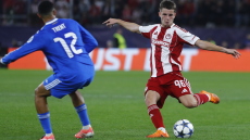 Ύμνοι της Daily Mail για τον Μουζακίτη: Θυμίζει τον Βεράτι, λίγοι παίκτες στην ηλικία του ελέγχουν τον ρυθμό ενός αγώνα 