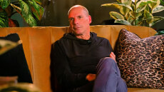 Βαρουφάκης: Έχω πάρει ecstasy και χόρευα επί 16 ώρες, πιο ευχάριστο είναι το χόρτο αλλά δεν μου δίνουν