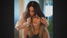 Το χιουμοριστικό βίντεο της Τζένιφερ Άνιστον και της Κόρτνεϊ Κοξ για το αν οι ξανθιές διασκεδάζουν περισσότερο