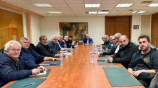 Οι αλλαγές που έρχονται στις λαϊκές αγορές μετά τη συμφωνία Θεοδωρικάκου - επαγγελματιών