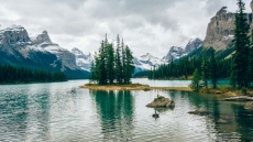 Spirit Island: Γιατί δεν μπορεί κανείς να επισκεφθεί το ιερό νησί του Καναδά