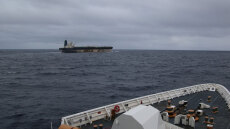 Αμερικανοί κομάντος κατέλαβαν τάνκερ από τη Βενεζουέλα μετά από κυνηγητό δύο εβδομάδων, στην περιοχή ρωσικά πολεμικά