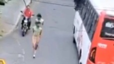 Κάτοικοι στην Κολομβία γδύνουν και διαπομπεύουν κλέφτες στον δρόμο