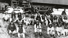 Πώς οι «πολιτισμένοι» Αμερικανοί εξόντωσαν τους «βαρβάρους» ινδιάνους Απάτσι: Ο 10ετής πόλεμος που ξεκίνησε από μια παρεξήγηση