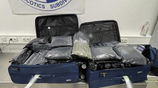 Συνελήφθησαν τρεις Αμερικανίδες που ταξίδευαν από το «Ελ.Βενιζέλος» στο Μιλάνο, είχαν στις βαλίτσες τους 72 κιλά κάνναβης
