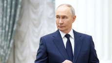 Ανάλυση του Guardian: Γιατί η ρωσική οικονομία δεν θα καταρρεύσει ακόμα κι αν πέσουν απότομα οι τιμές του πετρελαίου