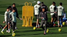 «Δεν ήξερα ότι ήρθα να προπονήσω παιδικό σταθμό!»: Η μέρα που ο Αλόνσο εξερράγη και άρχισε η αντίστροφη μέτρηση
