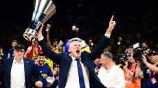 Σαρούνας Γιασικεβίτσιους: Υπέγραψε νέο τριετές συμβόλαιο στη Φενέρ 