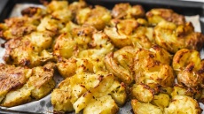 Οι πατάτες αλλιώς: 10 ιδέες για συνοδευτικό που ξεχωρίζει