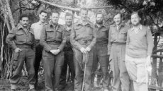 Το χρυσό που πήρε ο ΕΛΑΣ από τους Βρετανούς - «Σιάντος και Ιωαννίδης χόρευαν με τις λίρες» έλεγε ο Βελουχιώτης