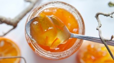 Τώρα είναι η εποχή για μαρμελάδα Σεβίλλης – πώς τη φτιάχνουμε σωστά με νεράντζια