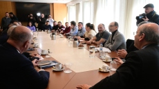 Χωρίς ΑΤΑΚ οι δηλώσεις για αγροτεμάχια έως 20 στρέμματα για το 2026 αποφασίστηκε στη σύσκεψη υπό τον Χατζηδάκη
