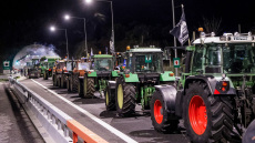 Για  Παρασκευή ή Δευτέρα πάει η συνάντηση Μητσοτάκη με τους «αγροτοπατέρες» των μπλόκων 