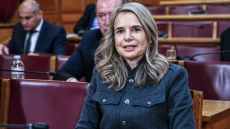 Η Αποστολάκη ρωτά γιατί κάλεσε (η ίδια) τον Κασίμη στην Εξεταστική για τον ΟΠΕΚΕΠΕ - Δείτε βίντεο