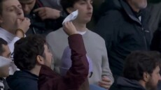 Βγήκαν τα λευκά... μαντήλια στο Μπερναμπεόυ: Έντονες αποδοκιμασίες από τους οπαδούς της Ρεάλ προς τον Φλορεντίνο Πέρεθ