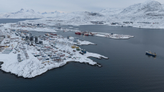 Γροιλανδία: Οι πάγοι λιώνουν, νέες οδοί ναυσιπλοΐας ανοίγουν, η αξία της εκτοξεύεται - Ο Τραμπ και οι επιδιώξεις Κίνας, Ρωσίας