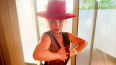 Μπρίτνεϊ Σπίαρς : Το διάφανο κορμάκι την... πρόδωσε ενώ έκανε twerking σε βίντεο στο Instagram
