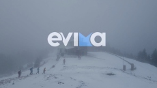 Εύβοια: Εγκλωβίστηκαν δύο νεαροί από την Αθήνα λόγω της έντονης χιονόπτωσης