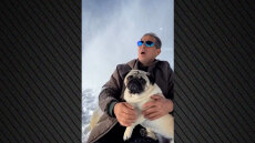 Με βίντεο ΑΙ ο Καμμένος στα χιόνια με τον σκύλο του ειρωνεύεται τους Ευρωπαίους για τη Γροιλανδία