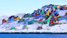 Γροιλανδία: Μάθετε τα πάντα για το μεγαλύτερο νησί που «πρέπει να έχει» ο Ντόναλντ Τραμπ
