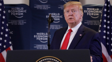 Ο Τραμπ επισκιάζει το Νταβός πριν καν φτάσει και ετοιμάζεται να πιέσει για να αποκτήσει τη Γροιλανδία