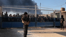 Το Παρίσι δεσμεύεται ότι «δεν θα εγκαταλείψει τους Κούρδους» της Συρίας