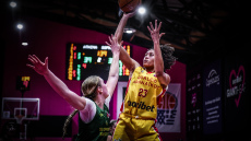 Μετά τον Παναθηναϊκό και ο Αθηναϊκός στους «8» του Euro Cup μπάσκετ γυναικών, 71-61 τη Σοπρόν στην Ουγγαρία 