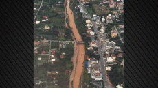 Πλημμυρισμένες εκτάσεις και φουσκωμένα ρέματα στην Ανατολική Αττική από τη χθεσινή κακοκαιρία, δείτε εικόνες του meteo από αέρος