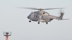 Το Γαλλικό Ναυτικό σταμάτησε τάνκερ του ρωσικού σκιώδους στόλου που έπλεε στη Μεσόγειο 