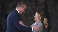 Γιατί ο Μερτς και η Μελόνι θεωρούνται το νέο ισχυρό δίδυμο της ΕΕ: Η απογοήτευση με τον Μακρόν και οι σχέσεις με τον Τραμπ