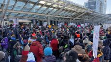 «Όχι δουλειά, όχι σχολείο, όχι ψώνια»: Απεργία στη Μινεσότα κατά της ICE
