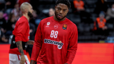 Ολυμπιακός: Ανησυχία για τον Ταϊρίκ Τζόουνς, θα υποβληθεί με μαγνητική