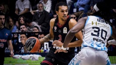 Κολοσσός - Ολυμπιακός 85-98: Με «τριπλό» Γουόρντ, πέρασε από τη Ρόδο, δείτε βίντεο
