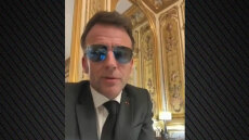 Μακρόν: Τέλος τα social media για παιδιά κάτω των 15 ετών, απαγόρευση κινητών στα γαλλικά σχολεία