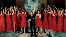 Βαλεντίνο 1932-2026, έργα και ημέρες του κόκκινου αυτοκράτορα