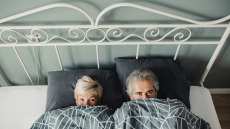 3 ζητήματα που δυσκολεύουν το σεξ μετά τα 50
