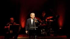 Μανώλης Μητσιάς: Τραγουδά στίχους του Νίκου Γκάτσου στο Μέγαρο Μουσικής Αθηνών